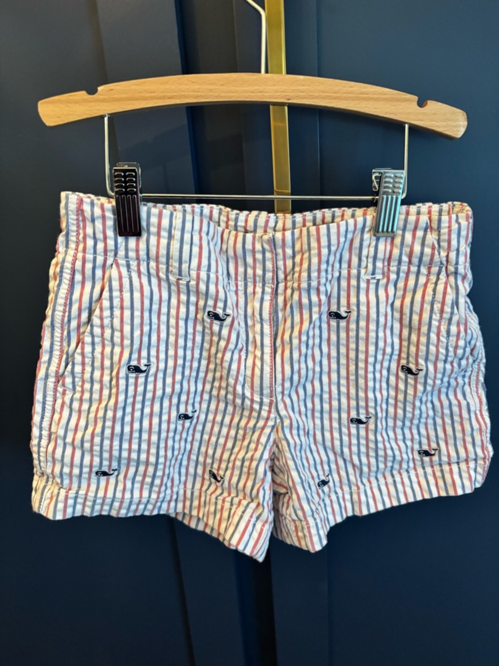 Vineyard Vines girls Striped Whale Embroidered Shorts - pink & Blue